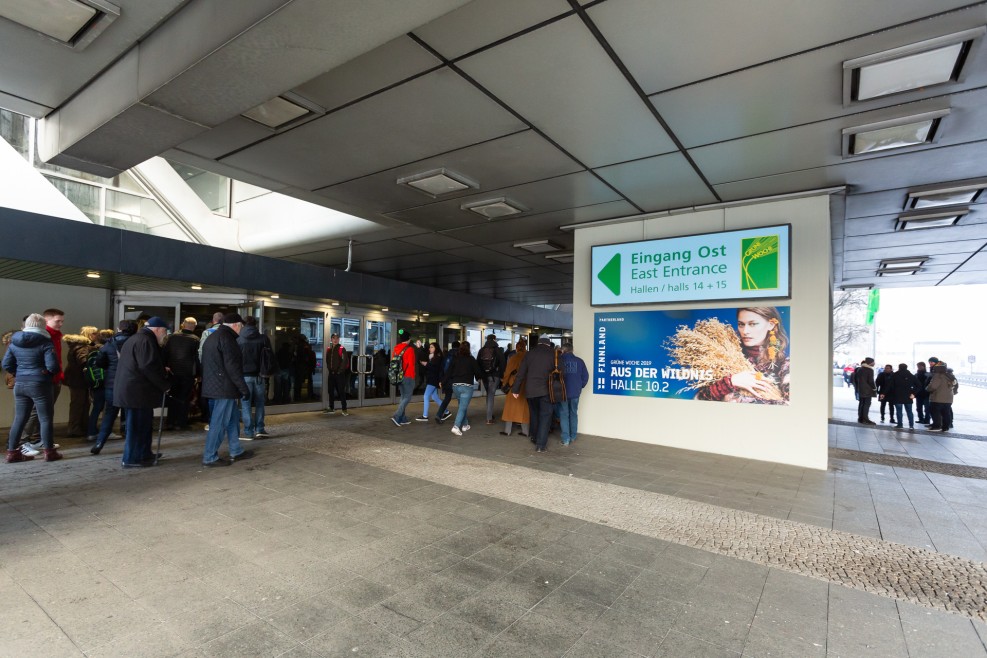 Signs Entrance East