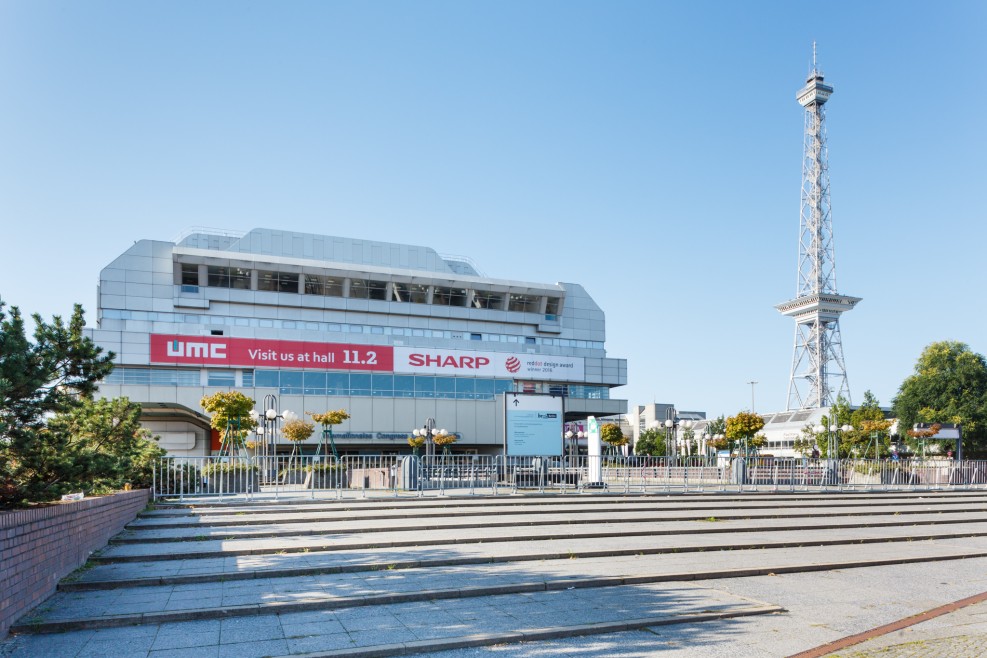 Mega-Banner ICC Berlin Main Front North