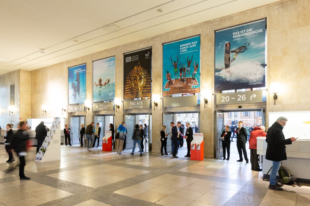 Entrance Banners Hall 19